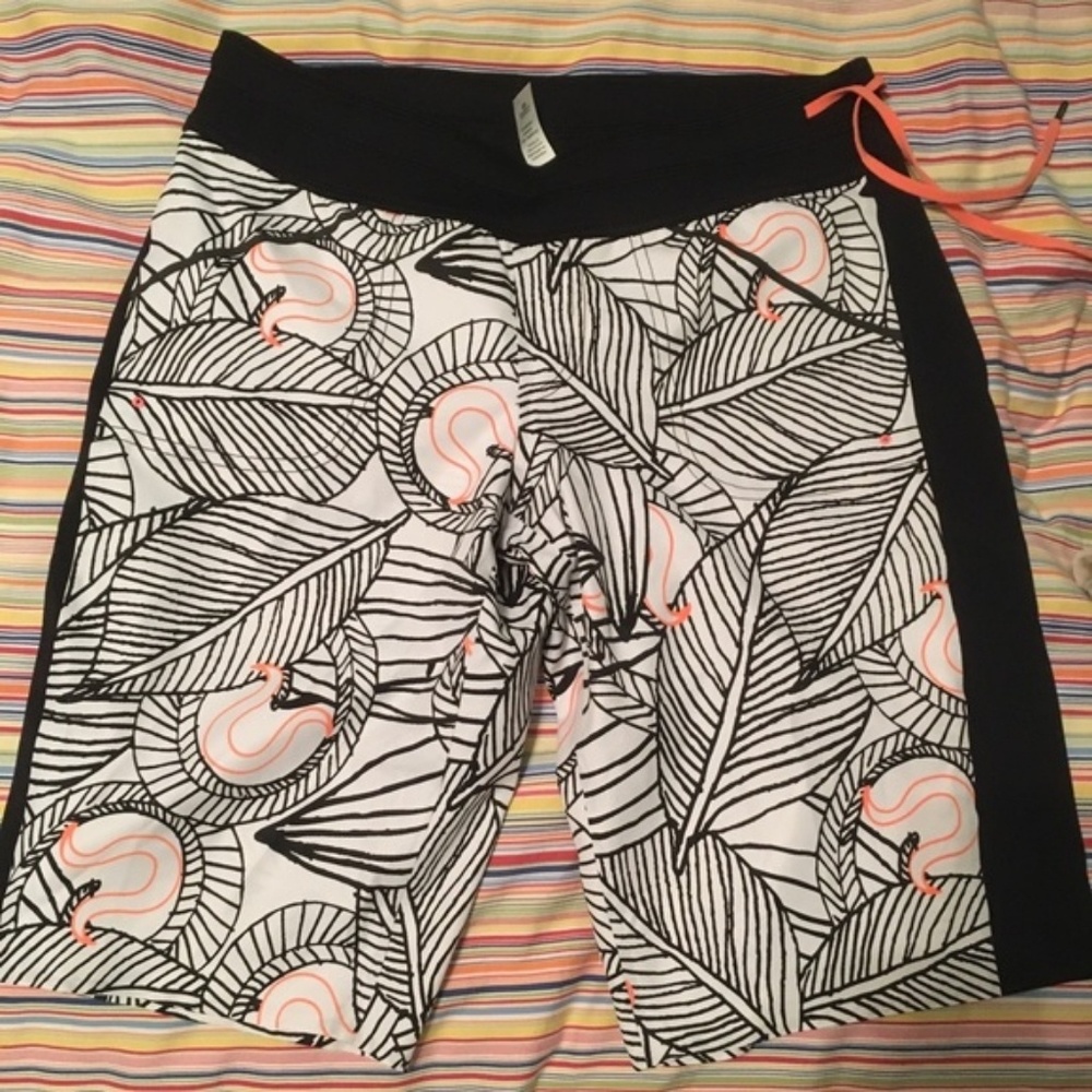 Lululemon Women's board shorts size 8